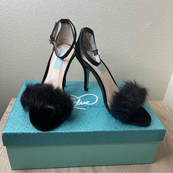 Betsey Johnson Nolte Velvet Heels - Picture 13 of 15